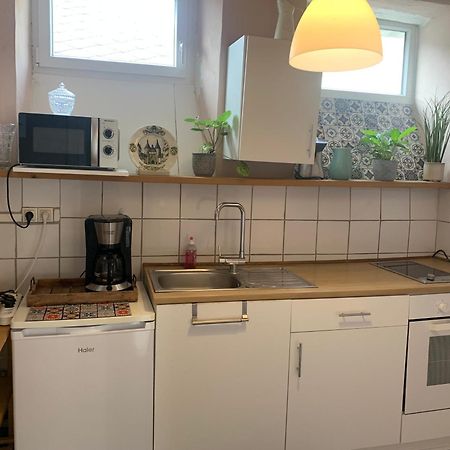 Appartement Familial Le Tanis Pontorson Exterior foto
